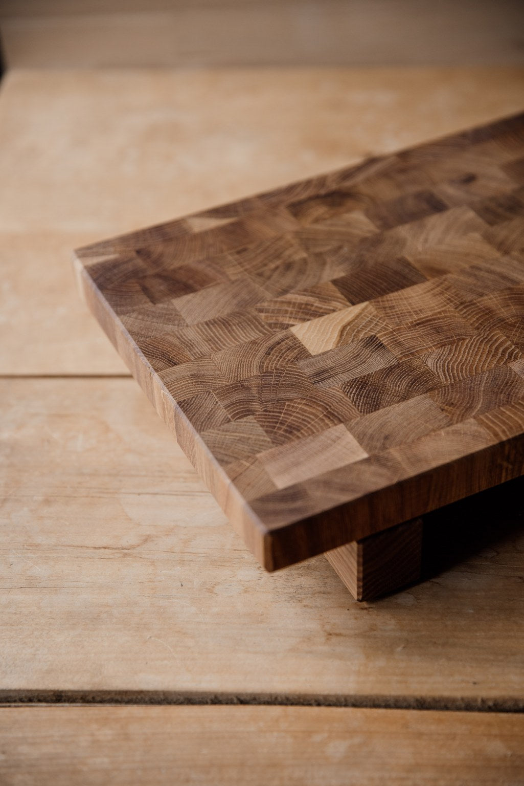 Granny table Pine Okra