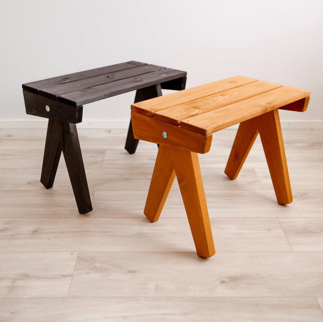 Granny-pöytä Mänty Musta